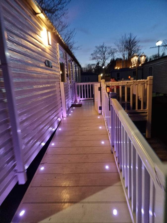 Haggerston Castle 3 Bedroom Deluxe Holiday Home Cheswick  Exterior photo