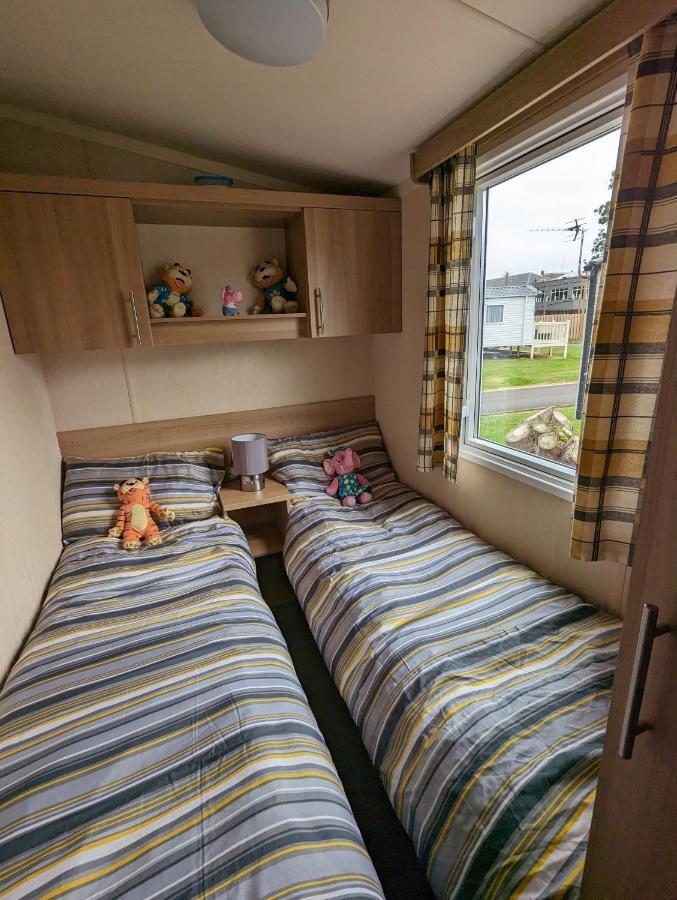 Haggerston Castle 3 Bedroom Deluxe Holiday Home Cheswick  Exterior photo